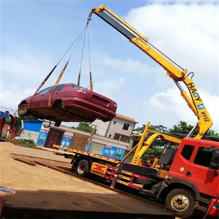 大余吊机吊小车正确方法